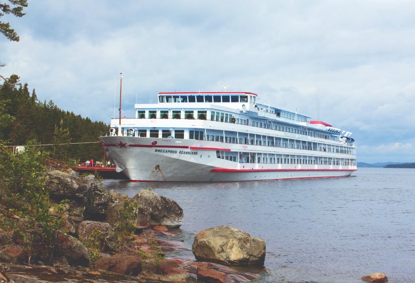 Виссарион Белинский теплоход
