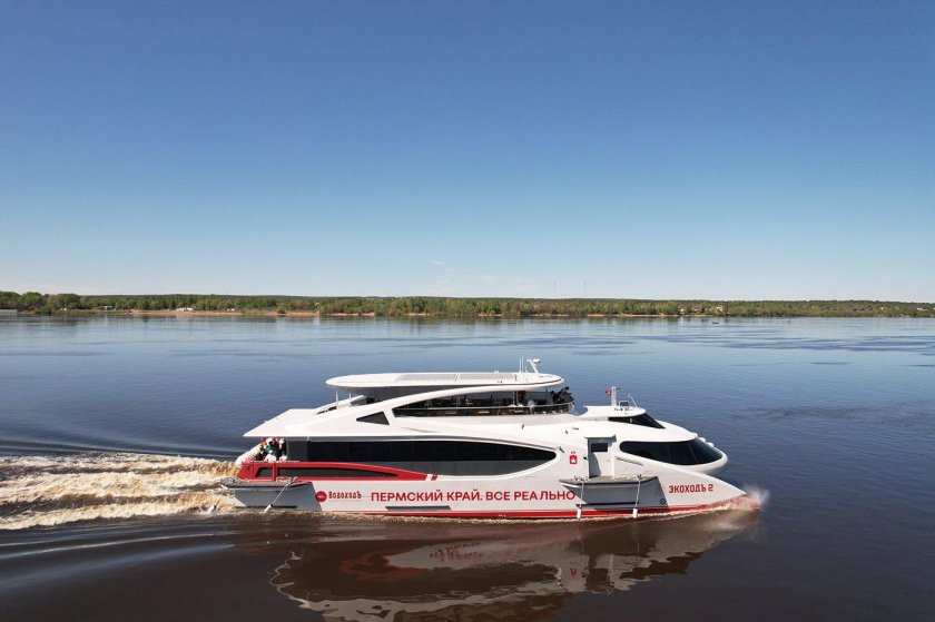 Скоростной катамаран