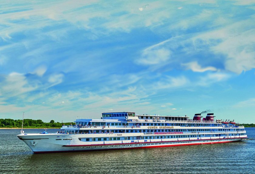 Теплоход нижний новгород водоход