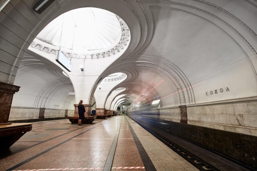 Станция метро сокол