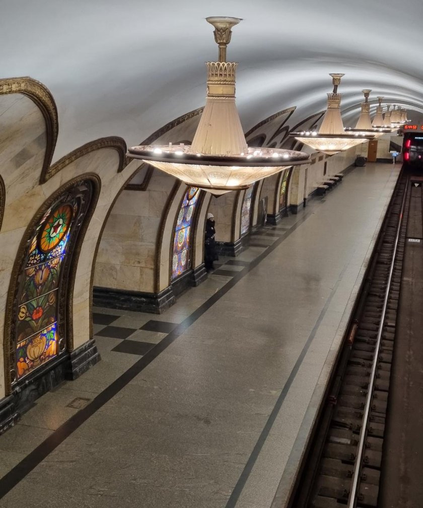 Новослободская станция метро