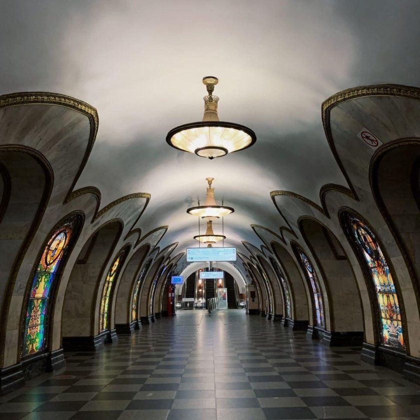 Станция метро Новослободская Кольцевая