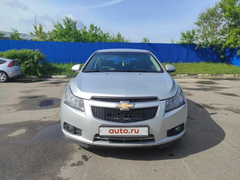 Шевроле круз серебристый