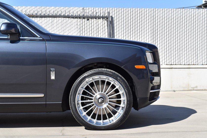 Колеса Rolls Royce Cullinan