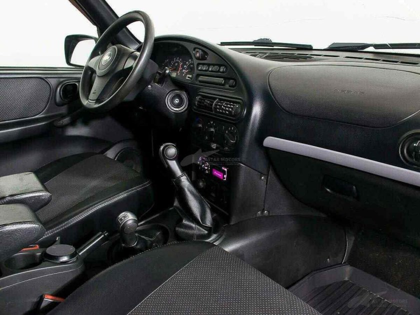 Chevrolet niva 2015 салон