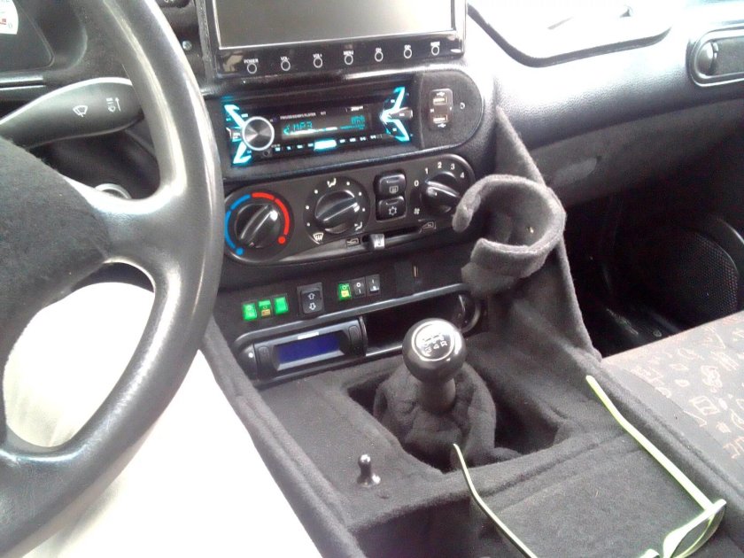 Центральная консоль Нива 2121