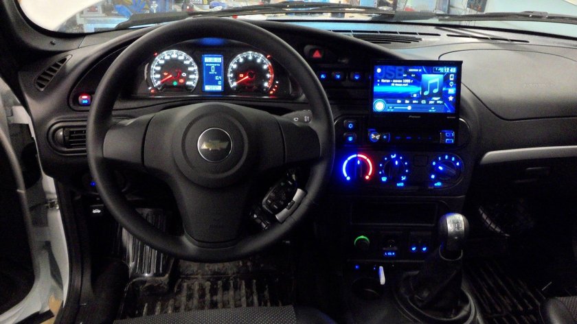 Chevrolet Niva тюнинг салона