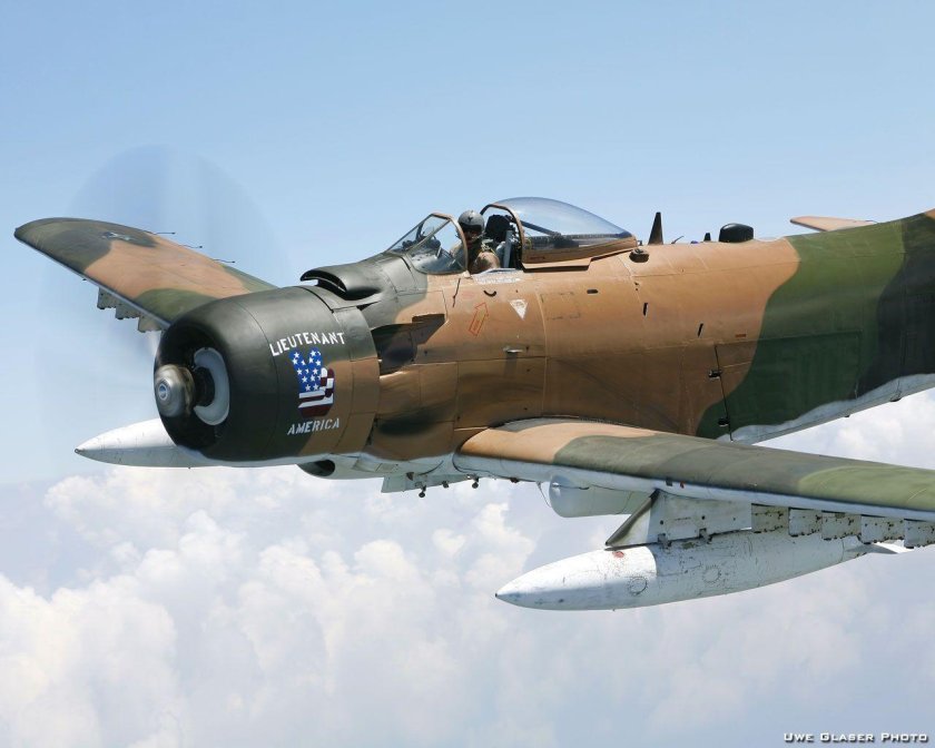 Дуглас а-1 Скайрейдер