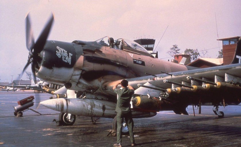 Дуглас а-1 Скайрейдер