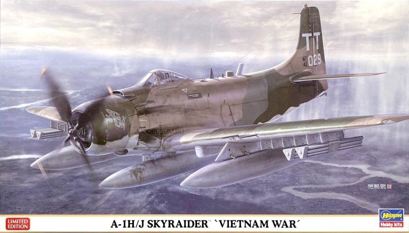 02199 Самолет Douglas a-1h/j Skyraider Vietnam War Hasegawa, 1/72