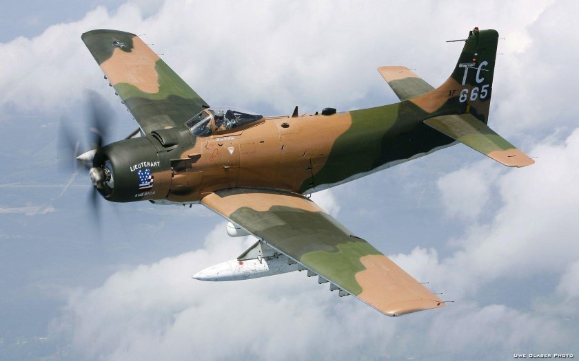 Дуглас а-1 Скайрейдер