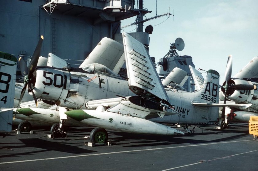 Дуглас а-1 Скайрейдер