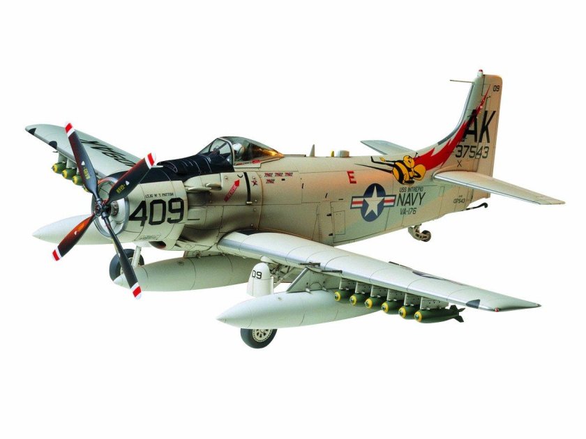Douglas a-1 Skyraider