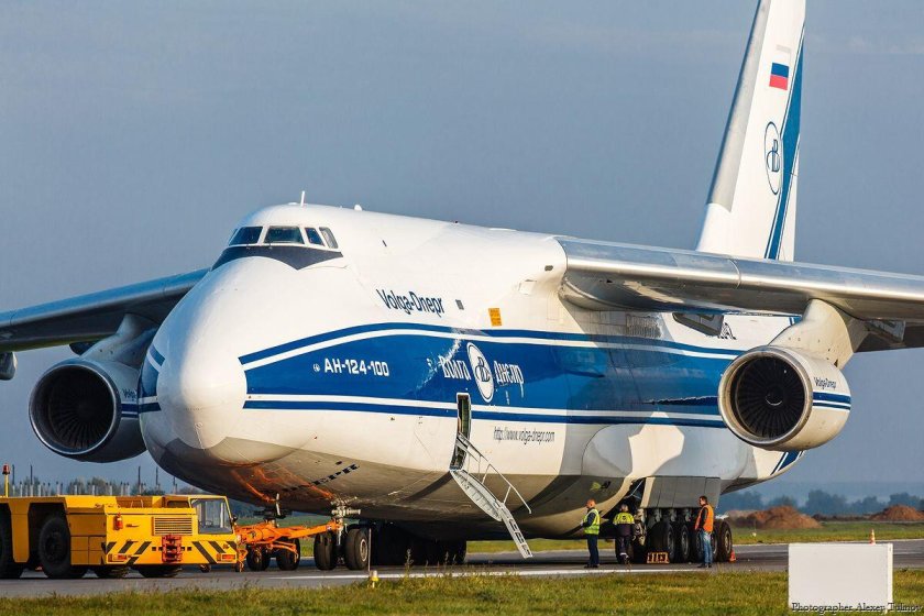 Грузовой АН 124