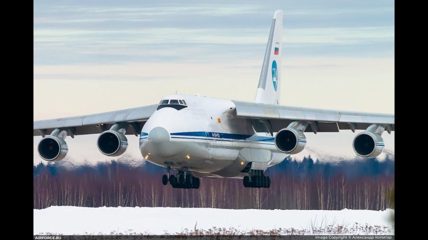 Самолет Руслан АН 124