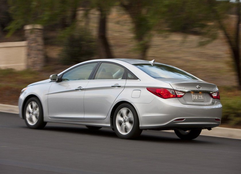 Hyundai Sonata 2011
