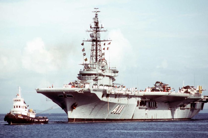 Бразильский авианосец Minas gerais