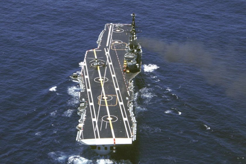 Бразильский авианосец Minas gerais