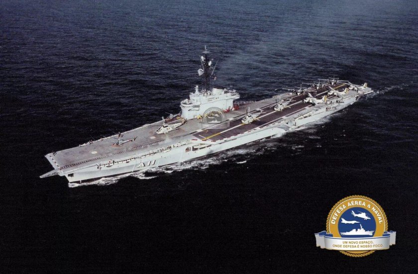 Минас Жерайс линкор