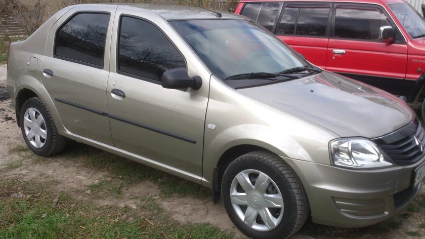 Renault Logan 1 Рестайлинг серый