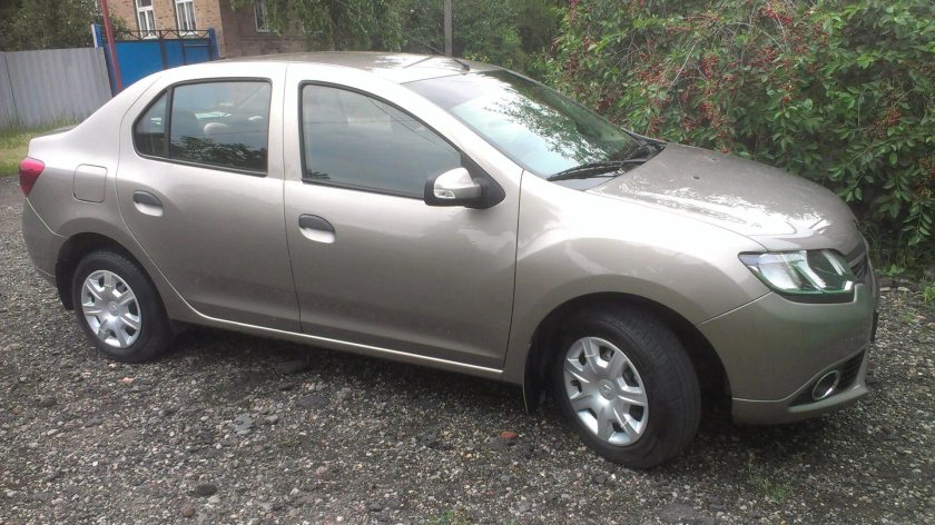 Светлый базальт Рено Логан