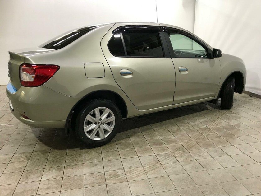 Светлый базальт Рено Логан