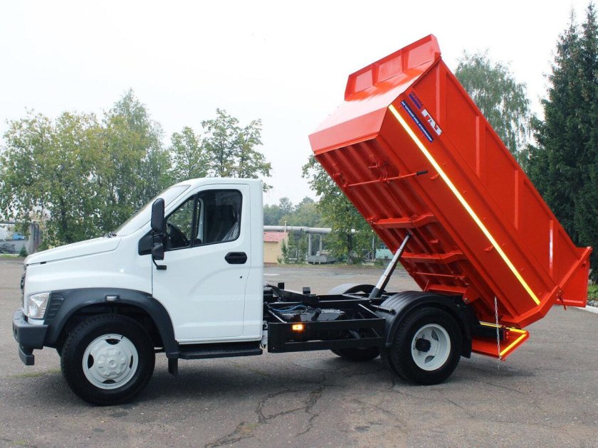Самосвал ГАЗ САЗ 25072