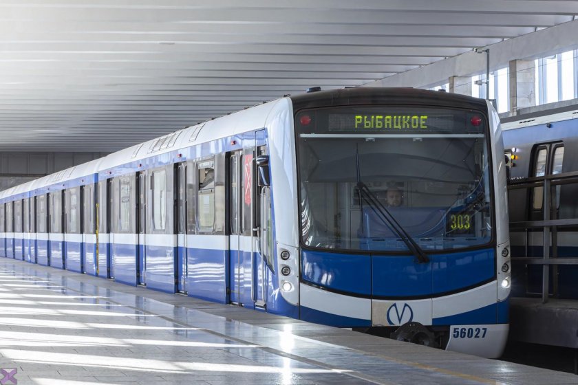 81-556 Нева вагон