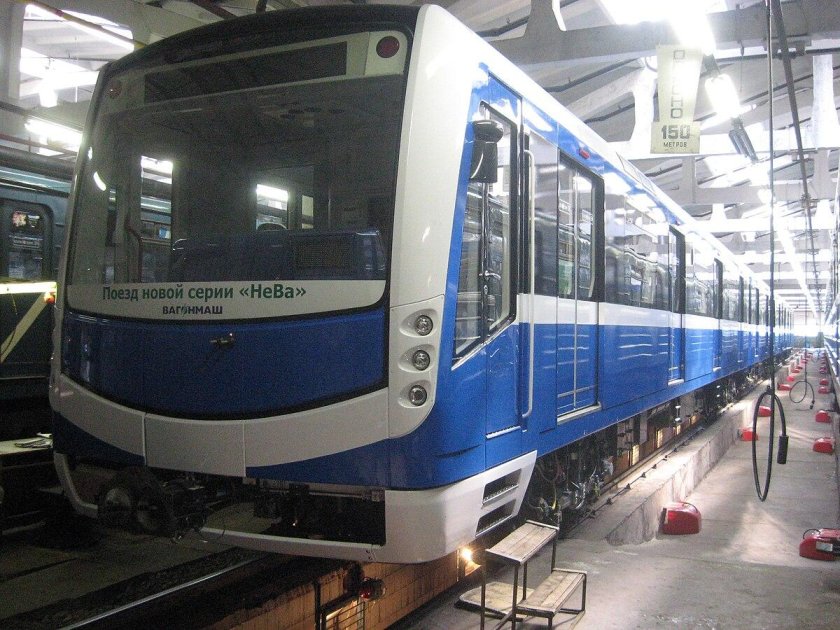 81-556 Нева вагон