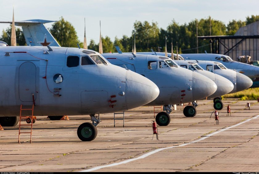 АН 26 Остафьево