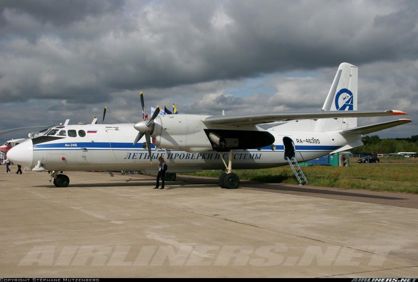Самолет АН 24