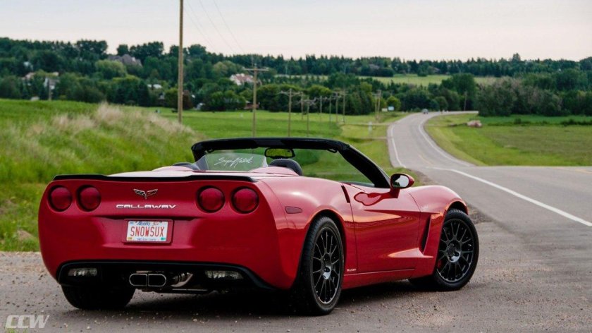 Chevrolet Corvette c6 красный