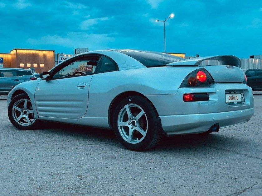 Mitsubishi eclipse iii