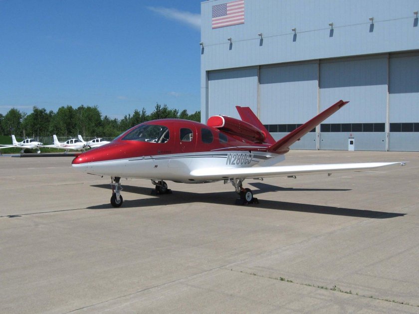 Cirrus sf50