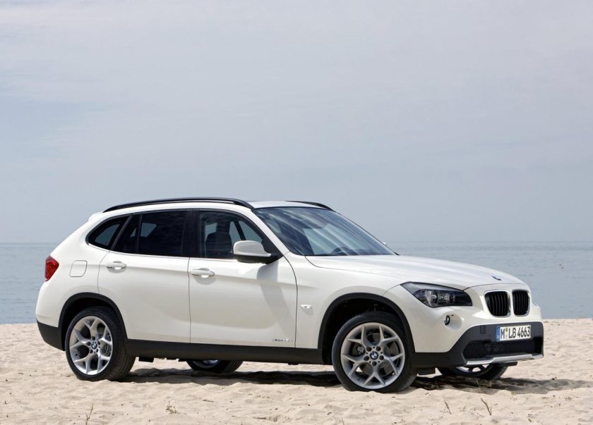 БМВ x1 2008