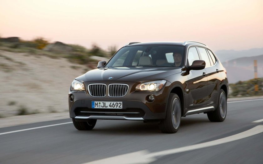БМВ x1 2008