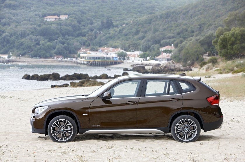 BMW x1 1 поколение