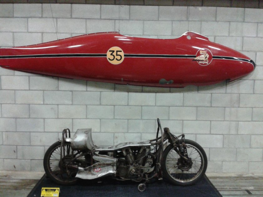 Индиан Скаут 1920 Берта Монро