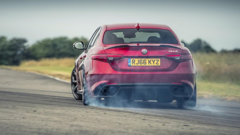 Alfa Romeo Giulia Drift
