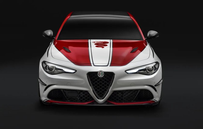 Машина Alfa Romeo Giulia
