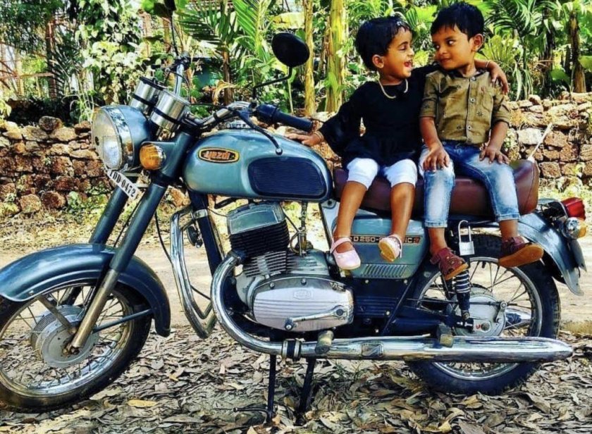 Мотоциклы Yezdi Индия