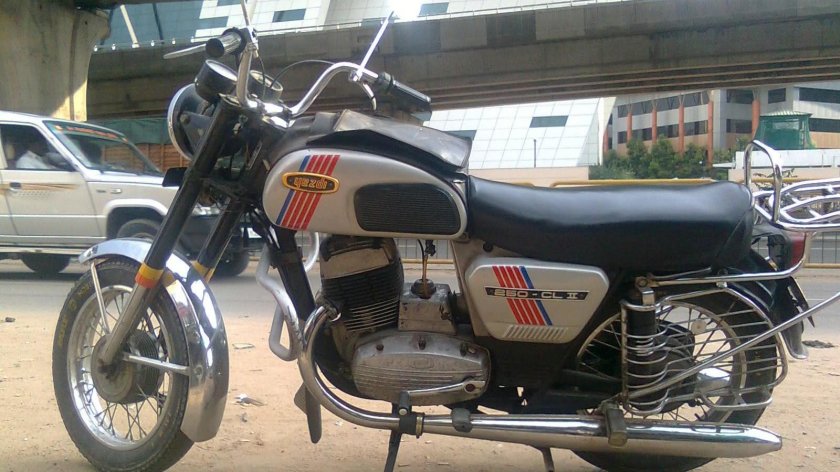 Мотоциклы Yezdi Индия