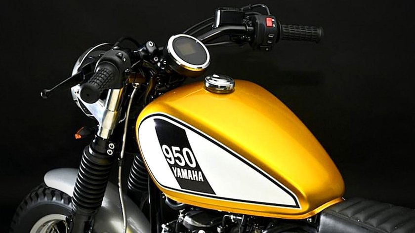 Ямаха болт скремблер