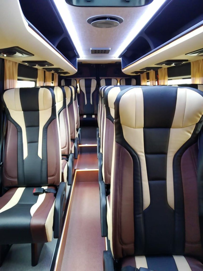 Мерседес Бенц Спринтер салон