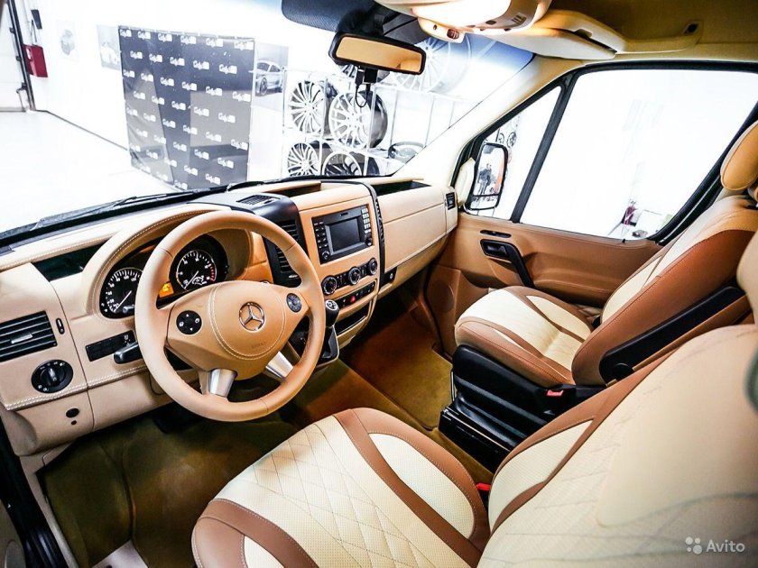 Мерседес Спринтер 2020 салон