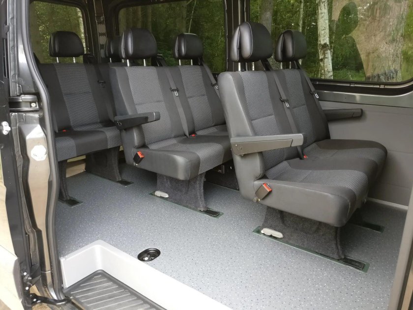 Мерседес Бенц Спринтер 8 местный