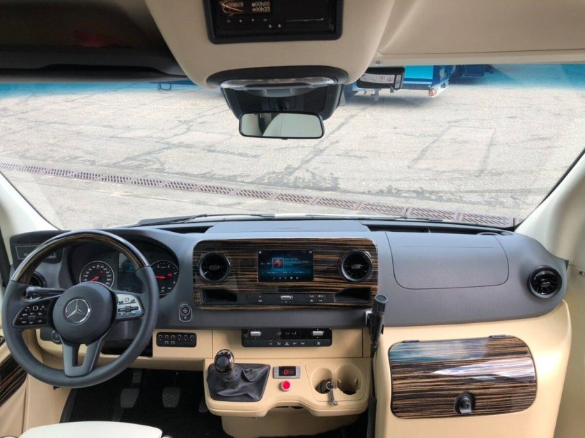 Мерседес Спринтер 2020 салон