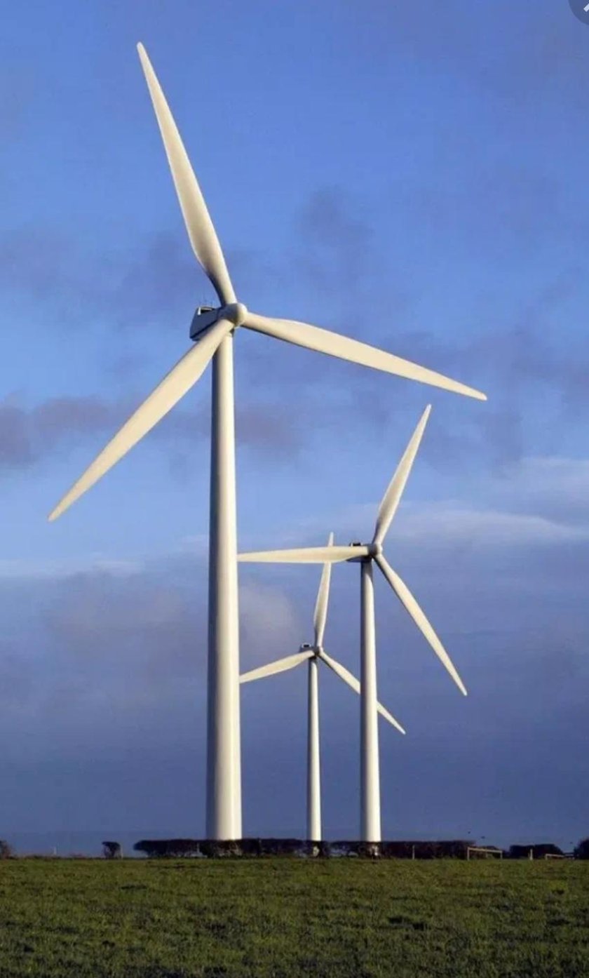 Ветрогенератор и мельница