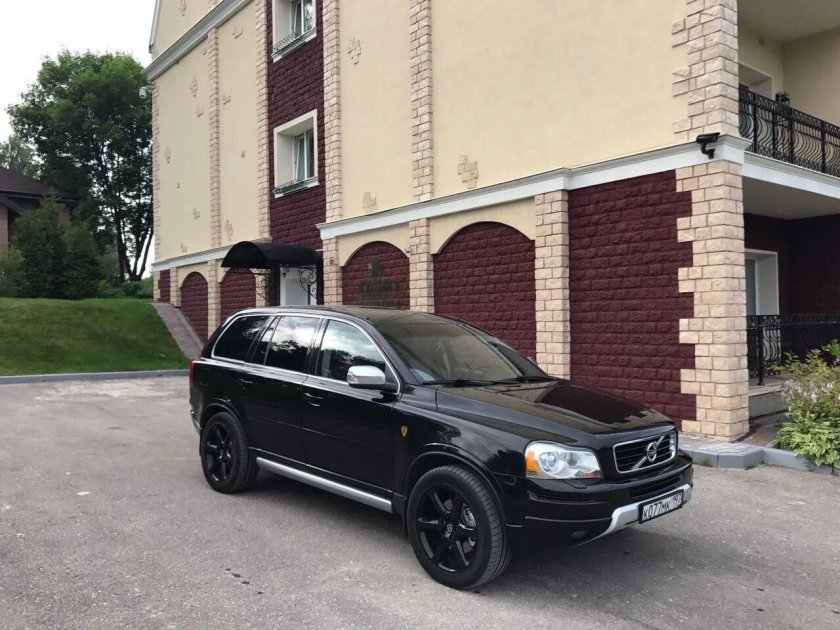 Volvo xc90 Black