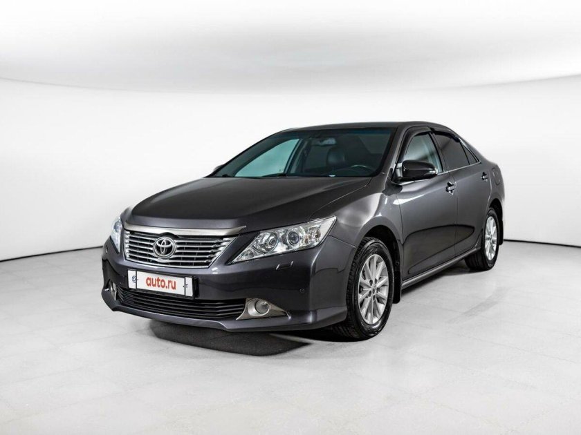 Toyota Camry VII (xv50)